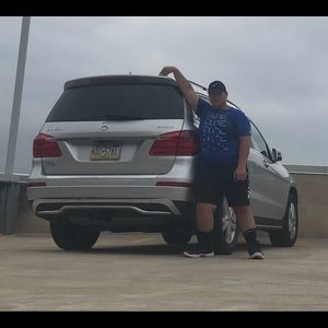 Meet your Posher, Ian