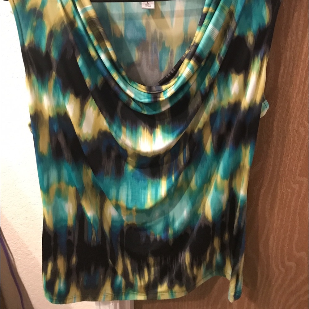 Mutli-colored shell - Picture 2 of 4