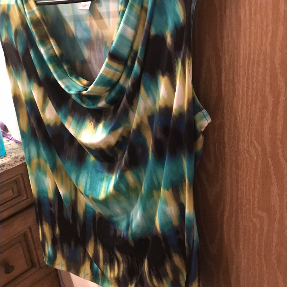 Mutli-colored shell - Picture 4 of 4
