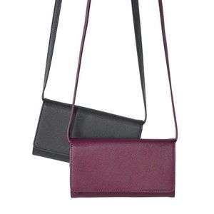 Essential Crossbody Bag