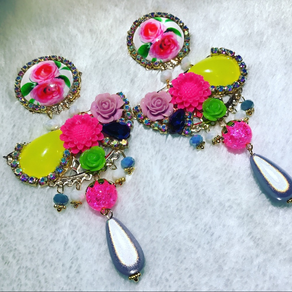 Handmade Complements