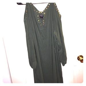 Green shoulder cut out dress