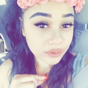 Meet your Posher, Oliviaa