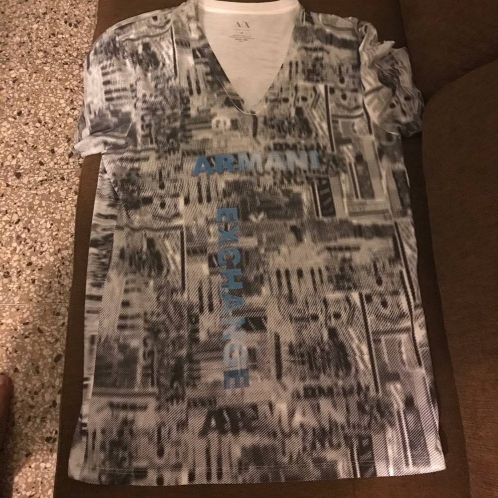 Almost new armani fashion shirt only worn once,