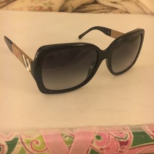 New Burberry sunglasses