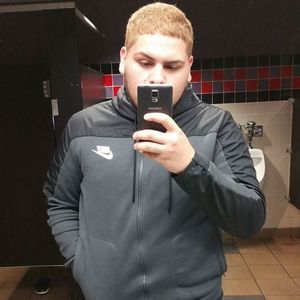 Meet your Posher, Ian