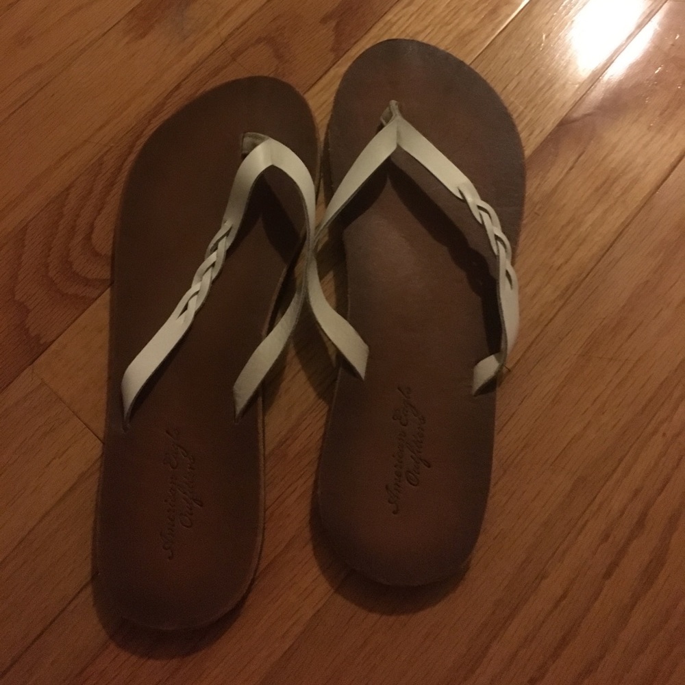Anerican eagle flip flops