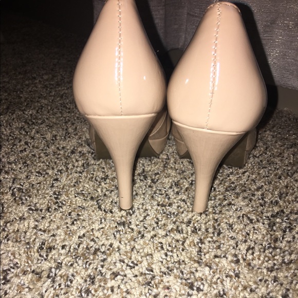 Nude pumps! Warn once! - Picture 3 of 3