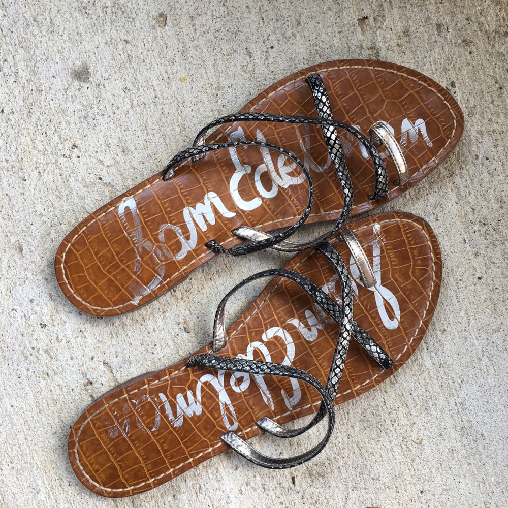 🔮Sam Edelman Silver Accent Strappy Sandals🔮