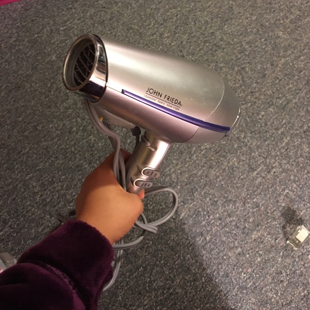 John Frieda hair dryer