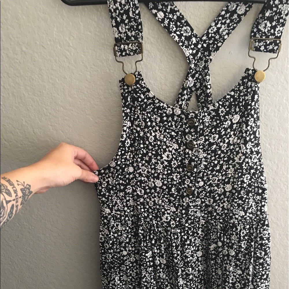 Timing overall dress in black and white.