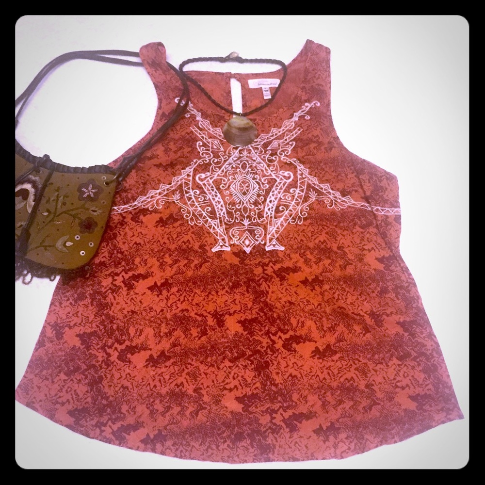 Between Me and You Embroidered Top Sz M