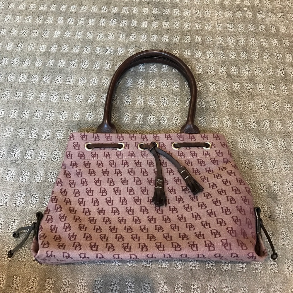 Dooney and Bourke purse