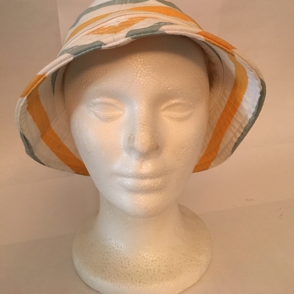 Spring/summer hat - Picture 2 of 4