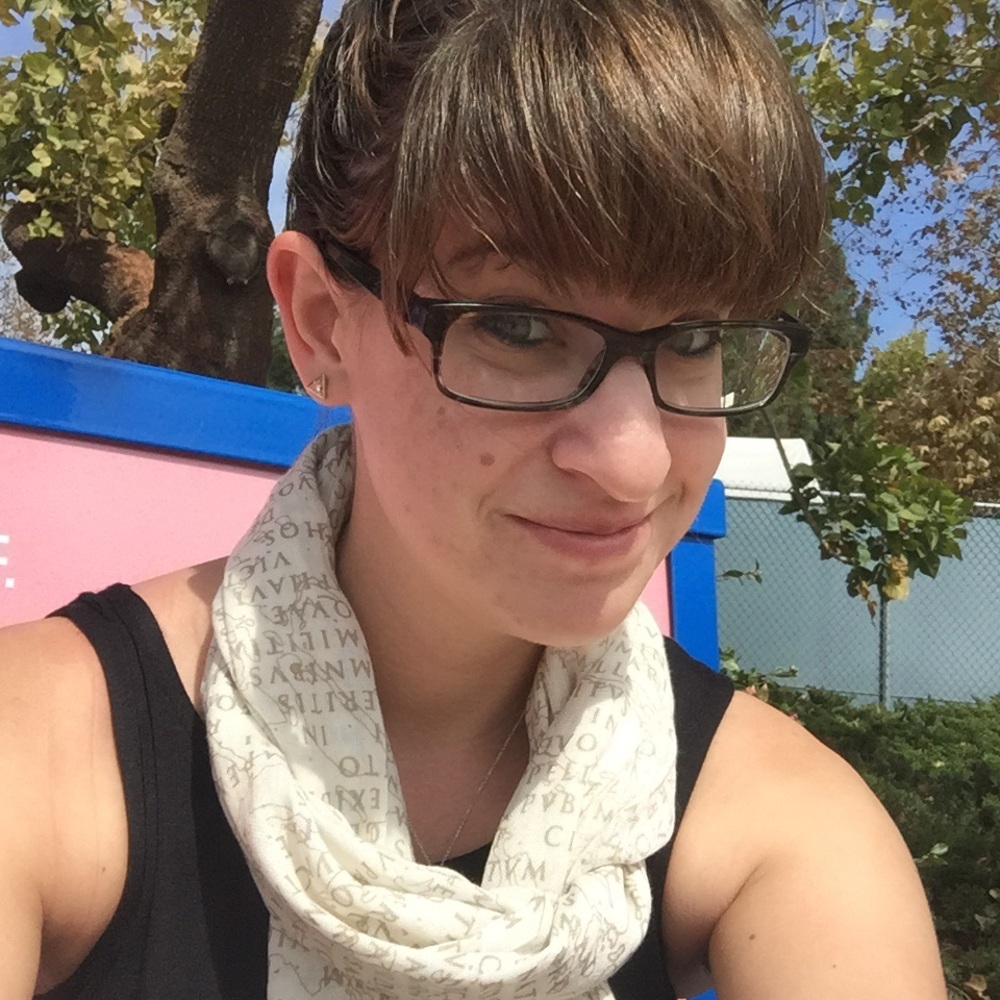 Meet your Posher, Zoe