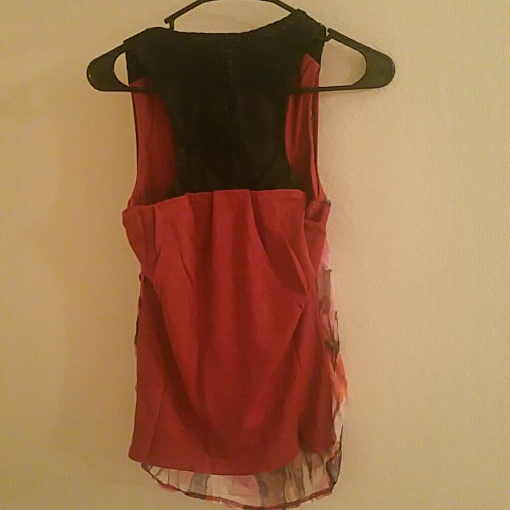 Top - Picture 2 of 3