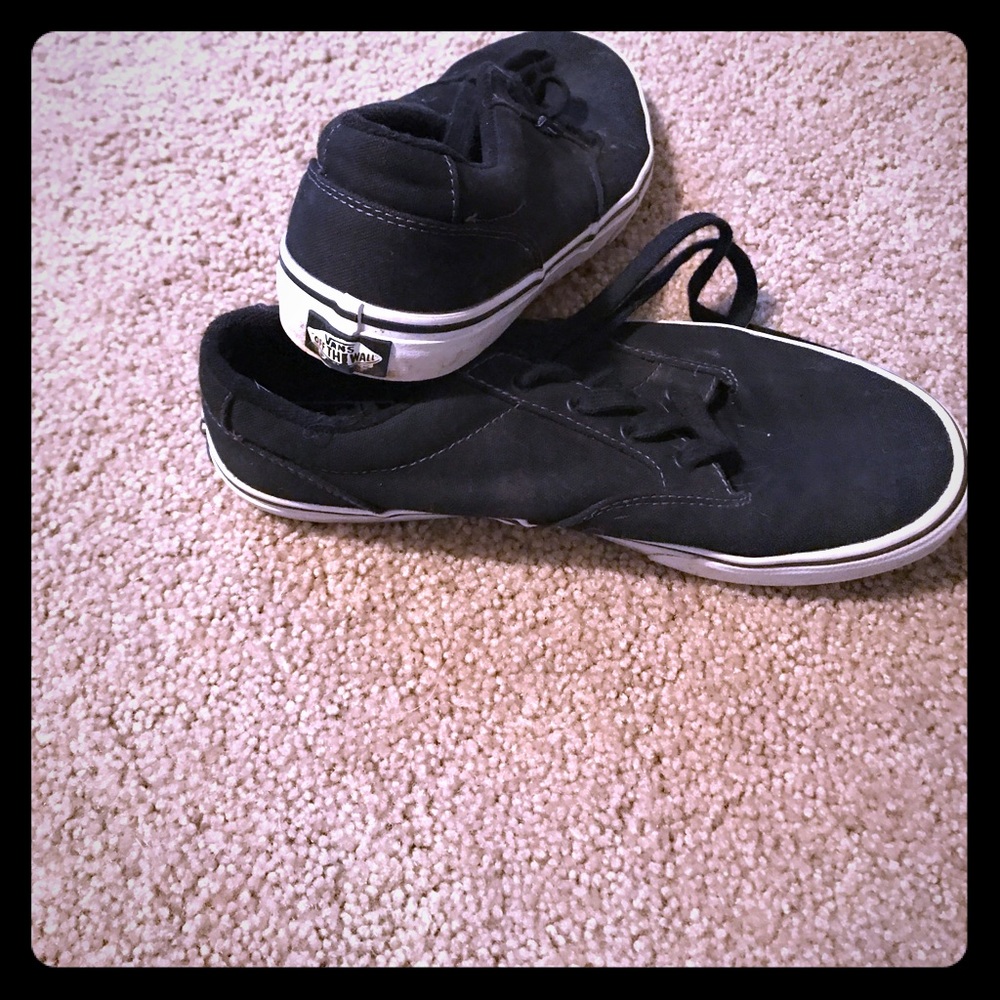 Vans tennis shoes for boys
