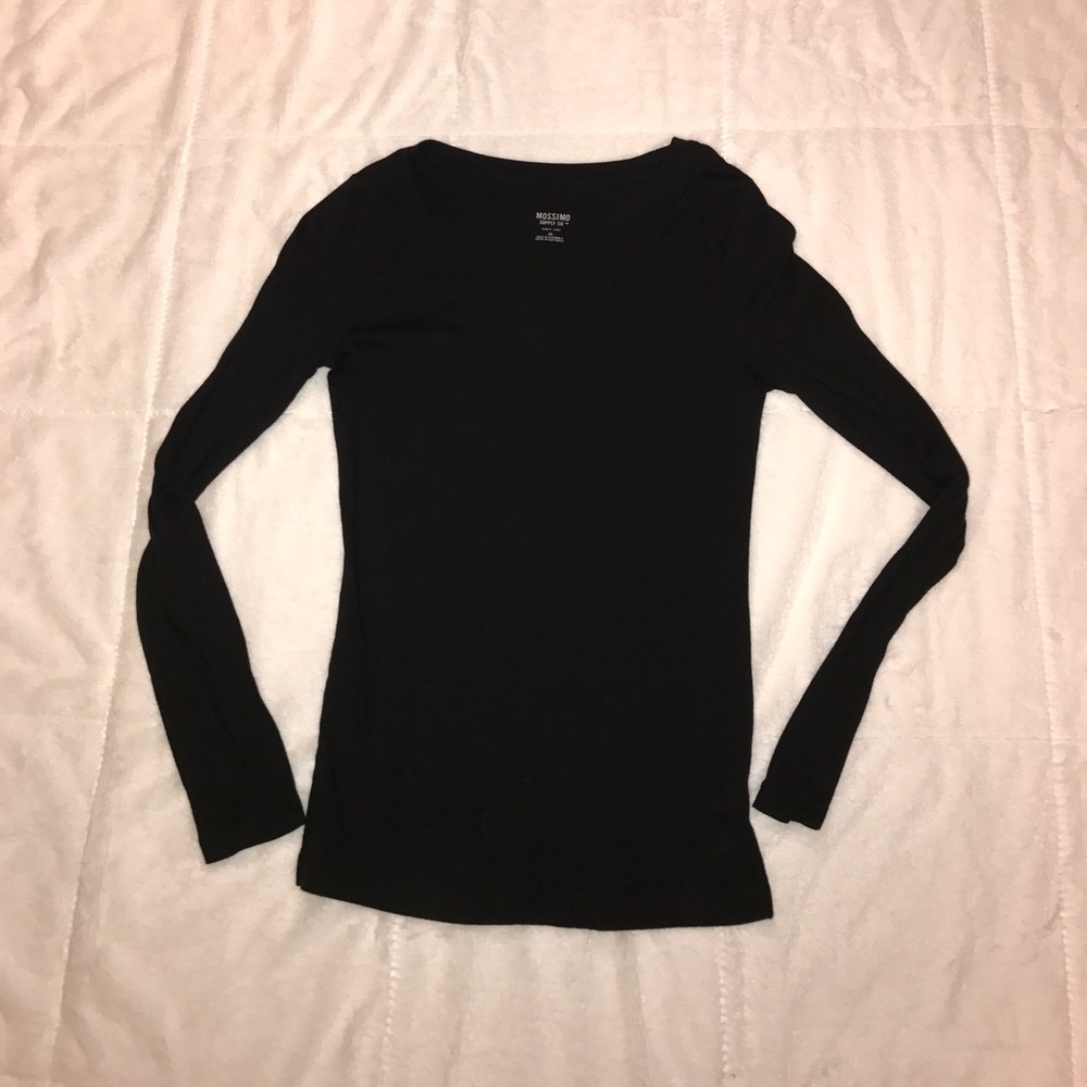 Black long sleeved shirt