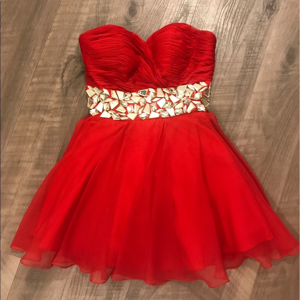 Dress (Formal, Prom, Quince, etc.)