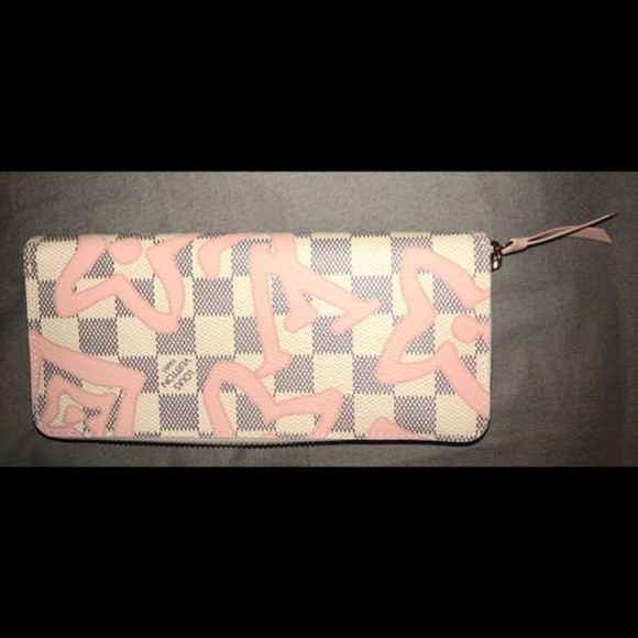 Authentic Louis Vuitton Clemence Tahitian - Picture 3 of 5