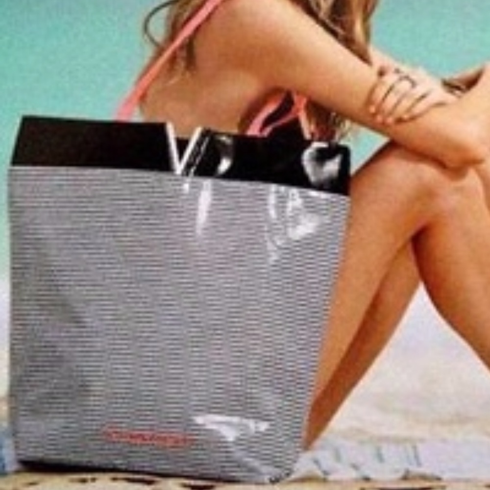 Victoria's Secret Beach Black And White Tote Bag