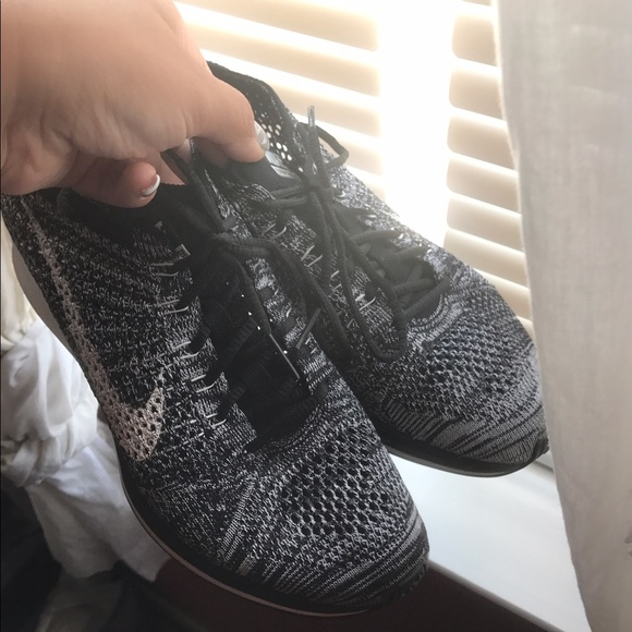 Nike - Picture 4 of 4