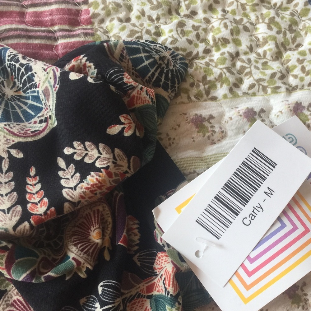 Lularoe Carly