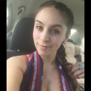 Meet your Posher, Noel