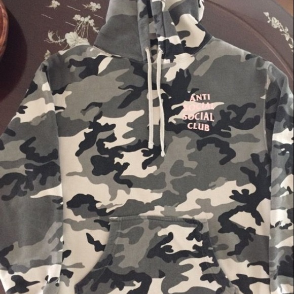 snowy dayz hoodie