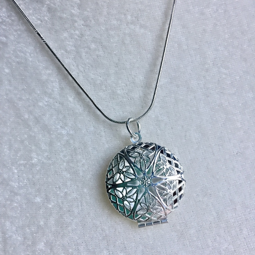 Sterling Silver Locket Pendant Necklace