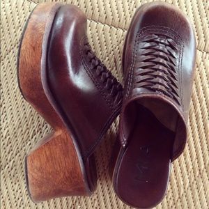 Mia wooden clog mule