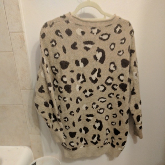 Sweater - Picture 2 of 2