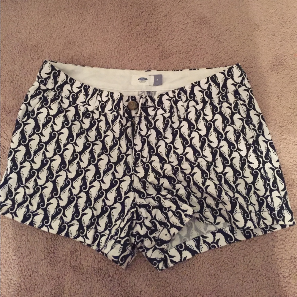 ☀️5/25☀️Old Navy Seahorse Shorts