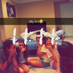 Meet your Posher, Isabelle