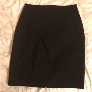 H&M black pencil skirt