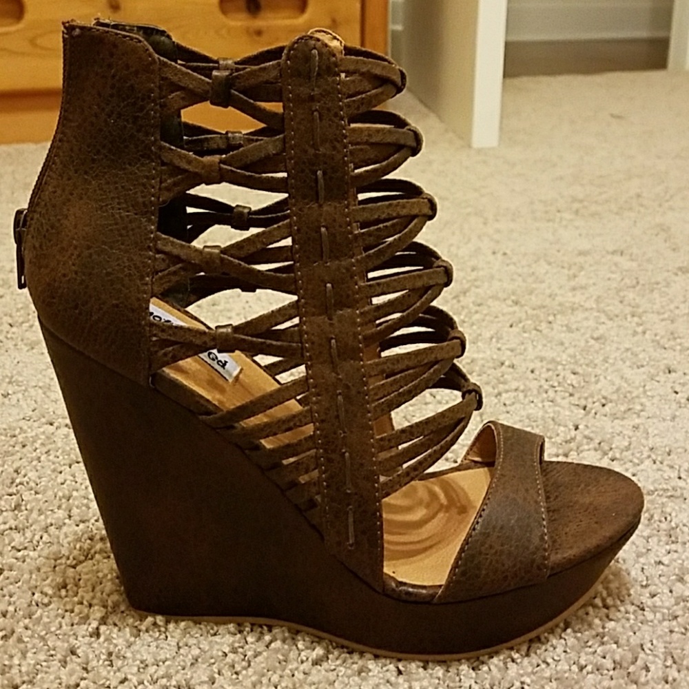 Wedges - Picture 3 of 3