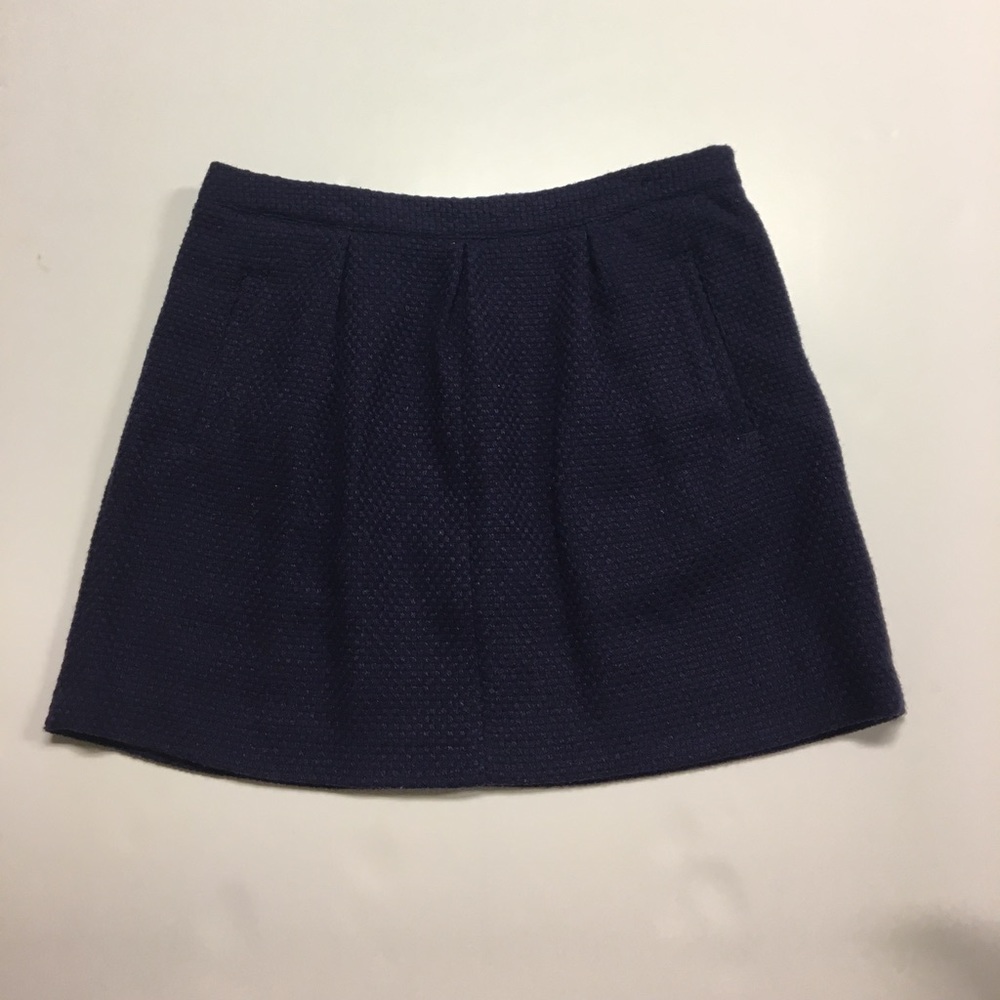 GAP navy skirt