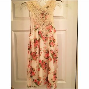 Floral & flowy dress