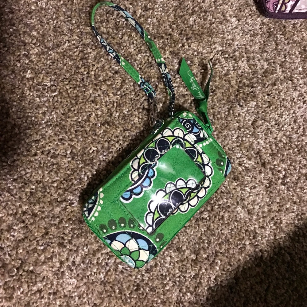 Like new! Vera Bradley wallet/cellphone holder