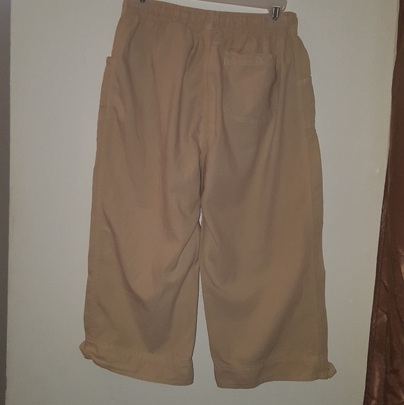 Capris - Picture 2 of 2