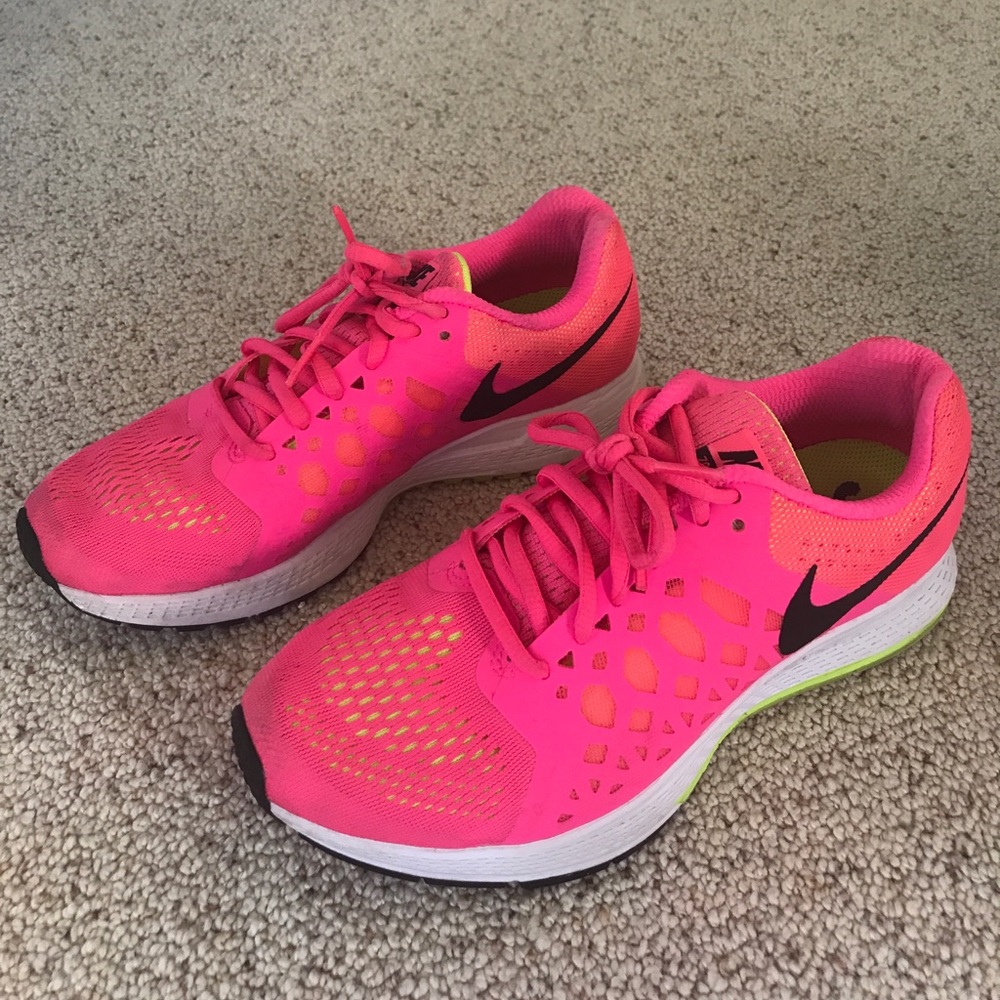 Running shoes