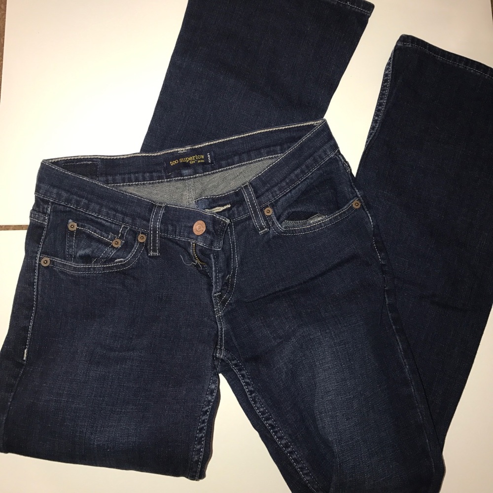 NWOT - Levi Jeans - bootcut - dark wash