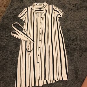 Ann Taylor cute button up dress👗