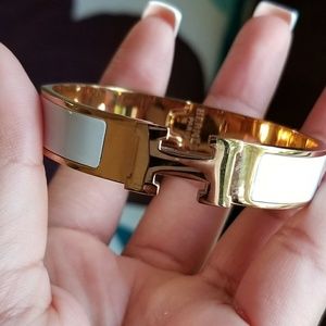 H bracelt ( replica)