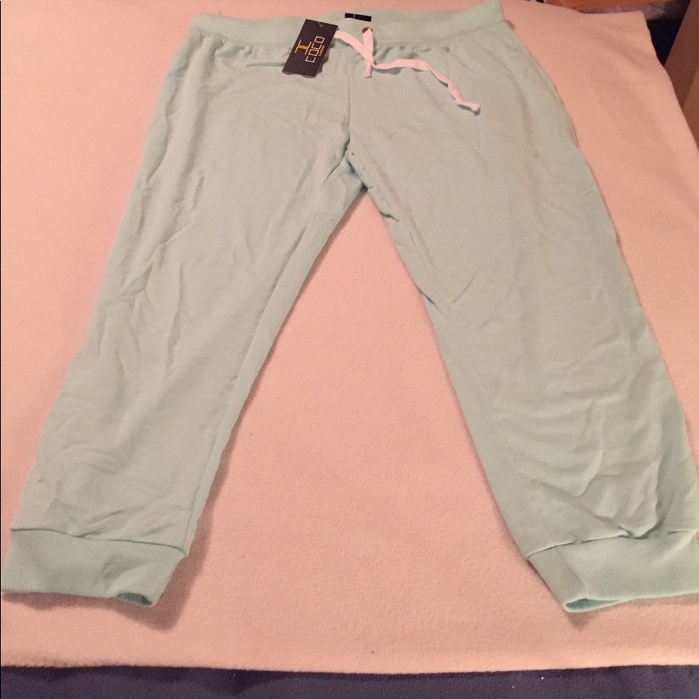 1X capri length loungewear pant w/tie waist-Mint