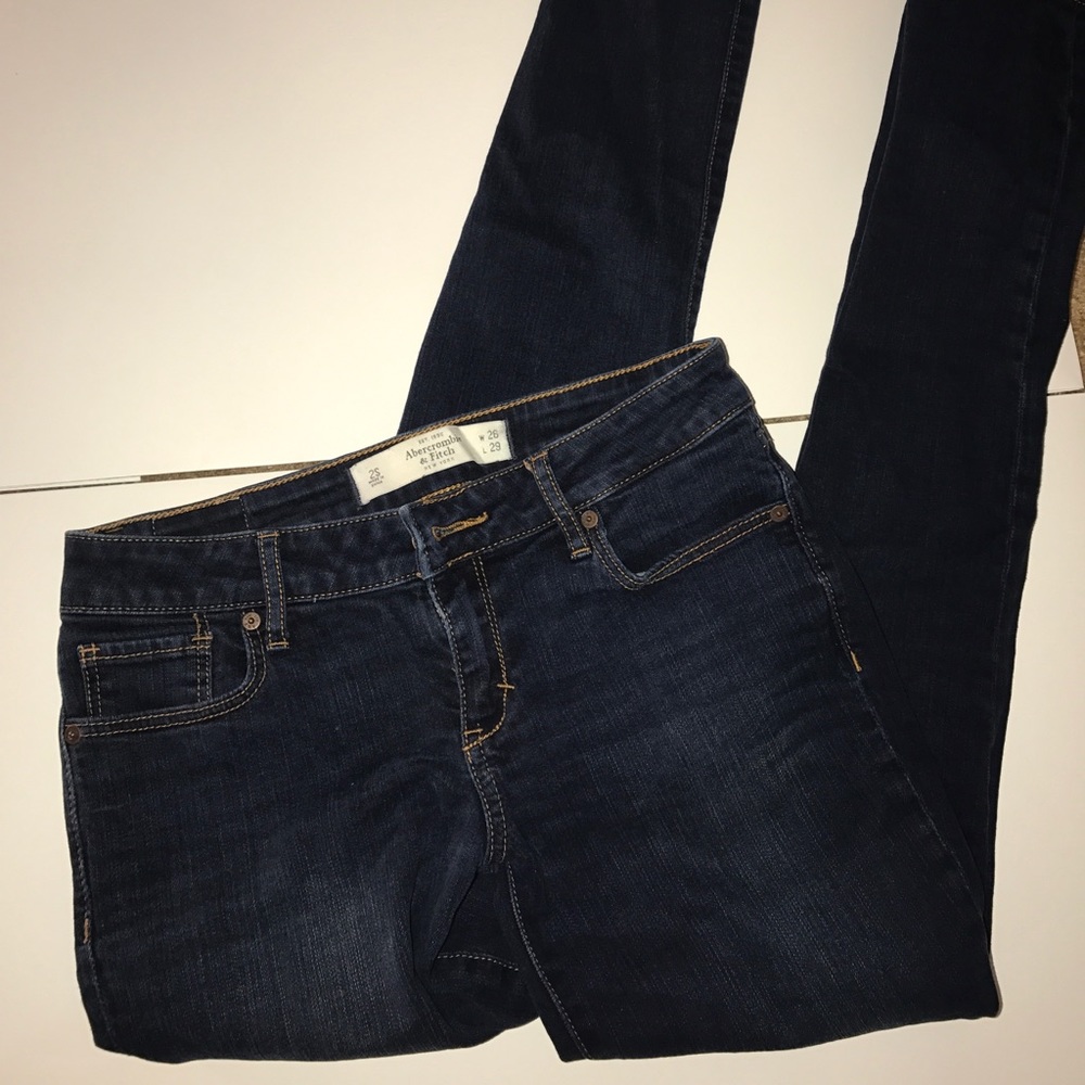 NWOT- A&F dark skinny jeans