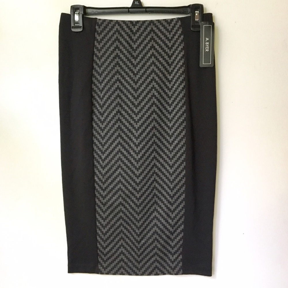 A. Byer black & gray pencil skirt