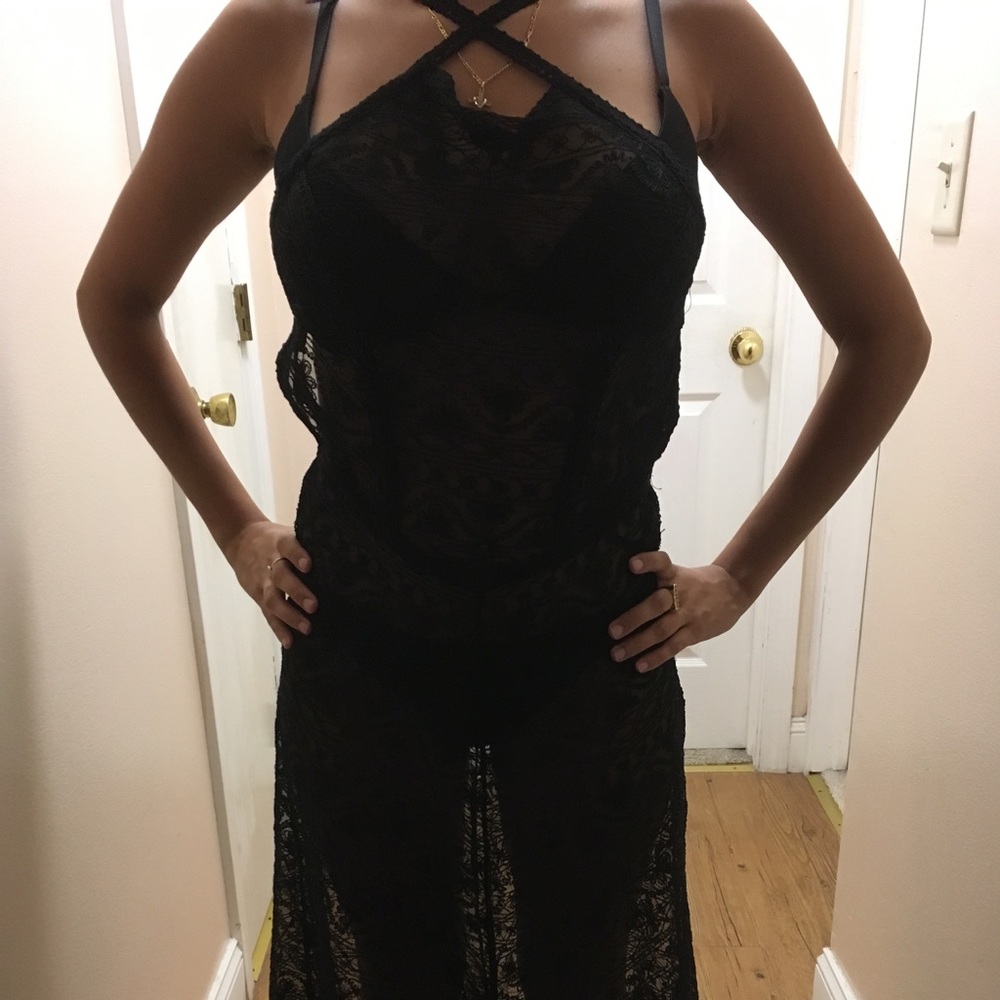 💕💕Kendall + Kylie Black Lace Maxi Dress💕💕