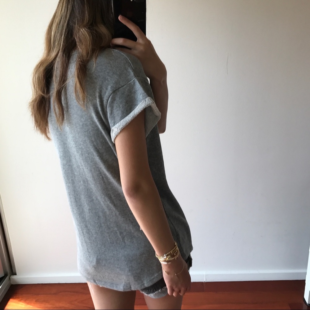 Cozy Grey Criss Cross Top: 1 LEFT in L - Picture 6 of 6