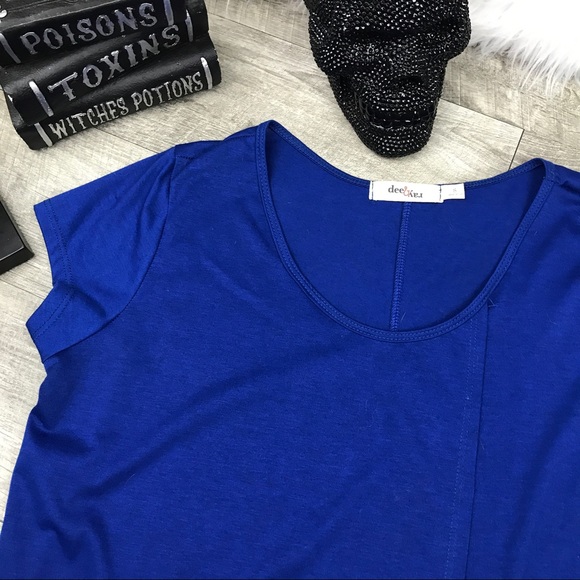 Royal Blue pointed Scoop blouse - Picture 2 of 6